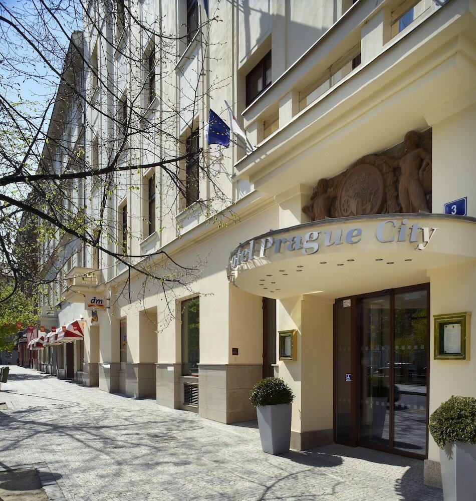 Фото отеля 3