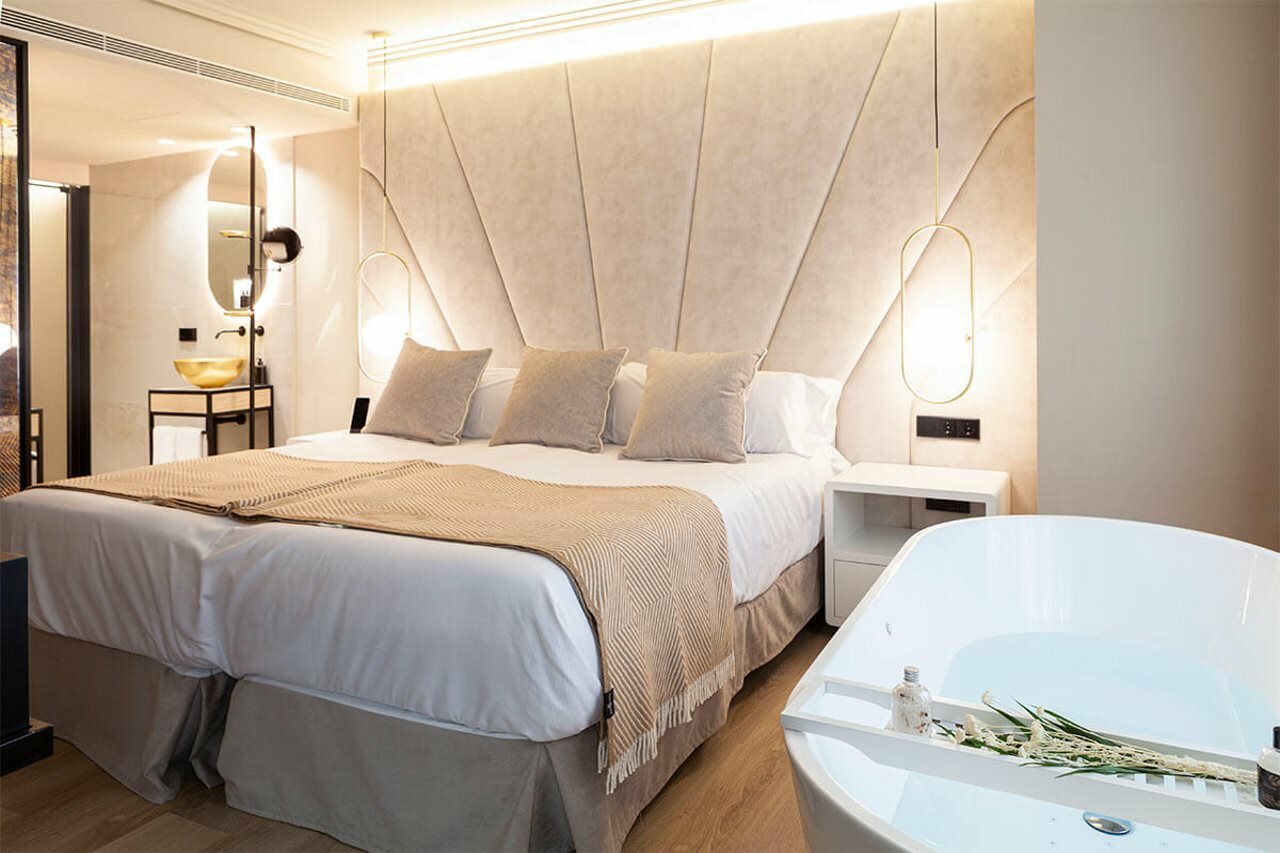 Фото Nivia Born Boutique Hotel