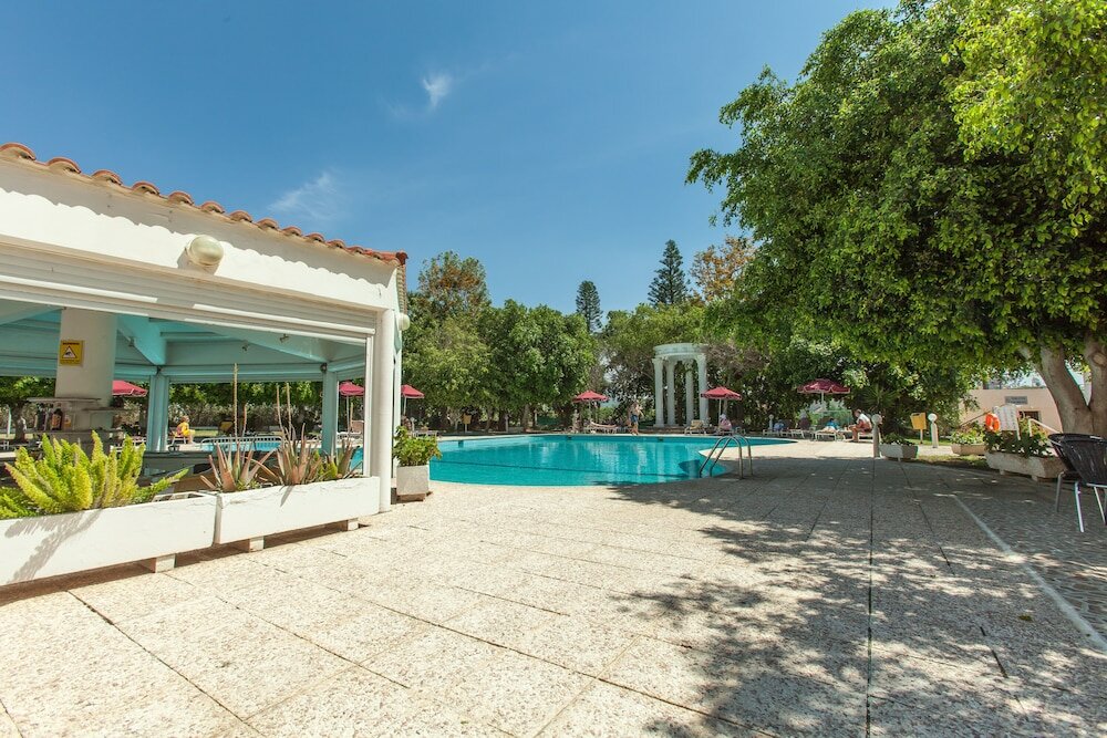 Фото Crown Resorts Henipa