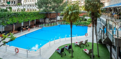 Гостиница Melia Castilla в Мадриде