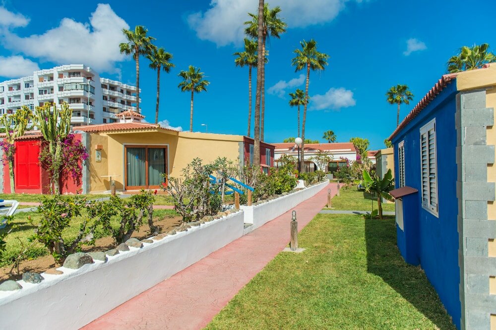 Фото Отель Hl Miraflor Suites