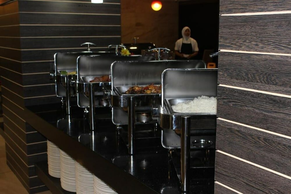 Фото Symphony Suites