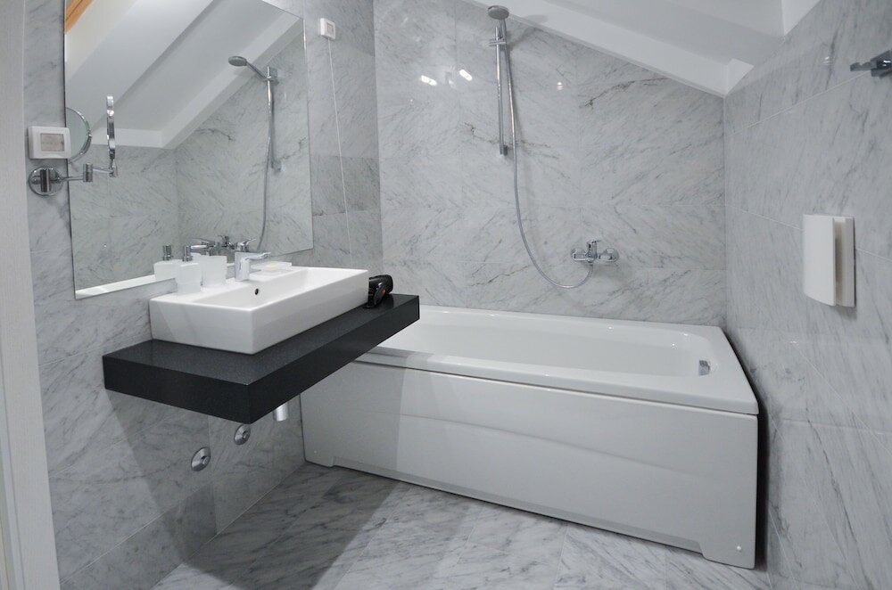 Фото Hotel Atina