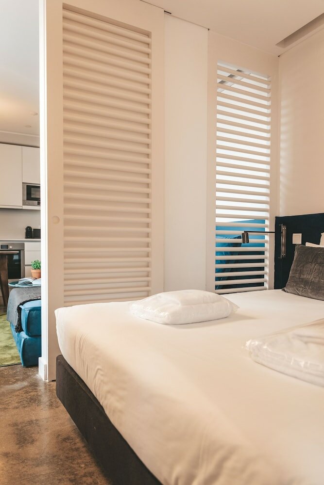 Фото Hello Lisbon Santa Apolonia Apartments