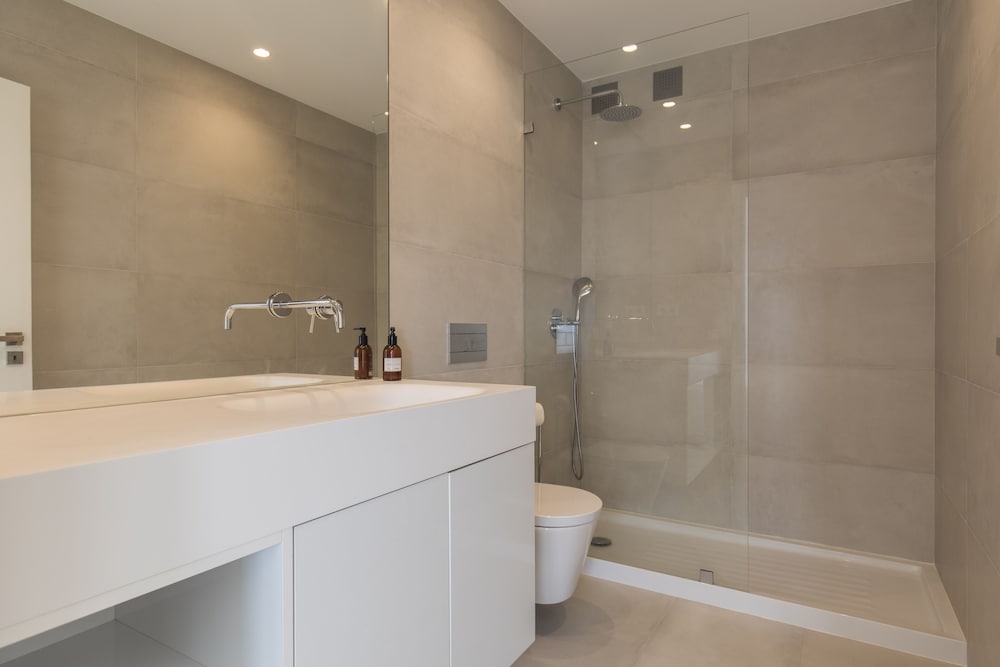 Фото Luxurious Seaview Apartment in Estoril