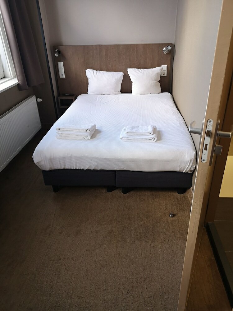 Фото Aston City Hotel