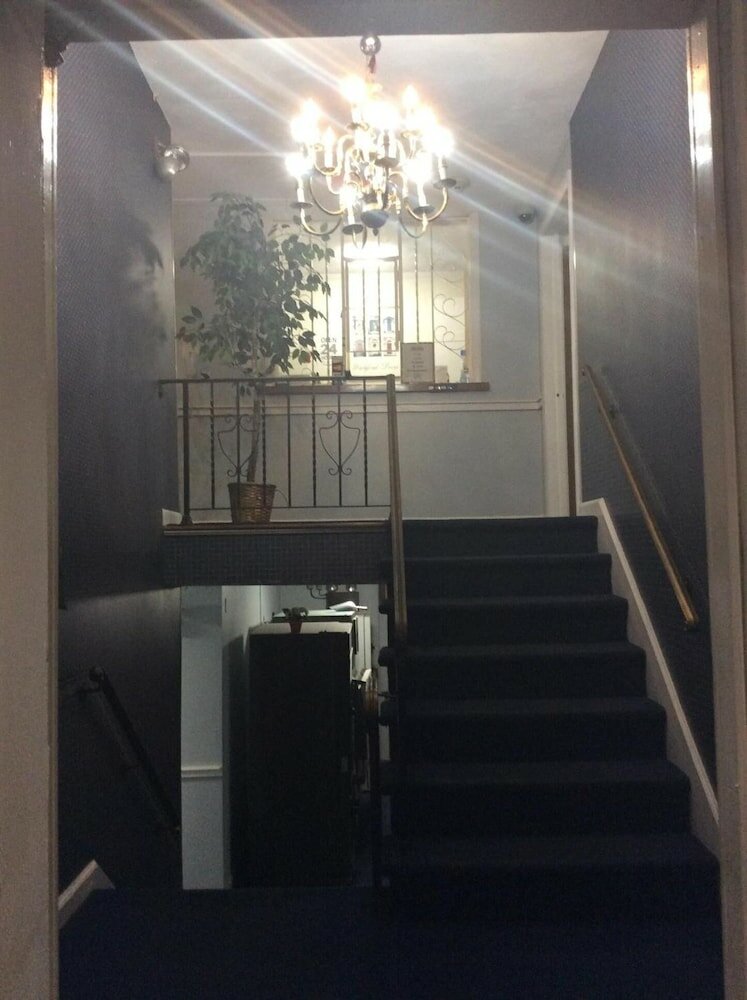 Фото Wickford Motor Inn