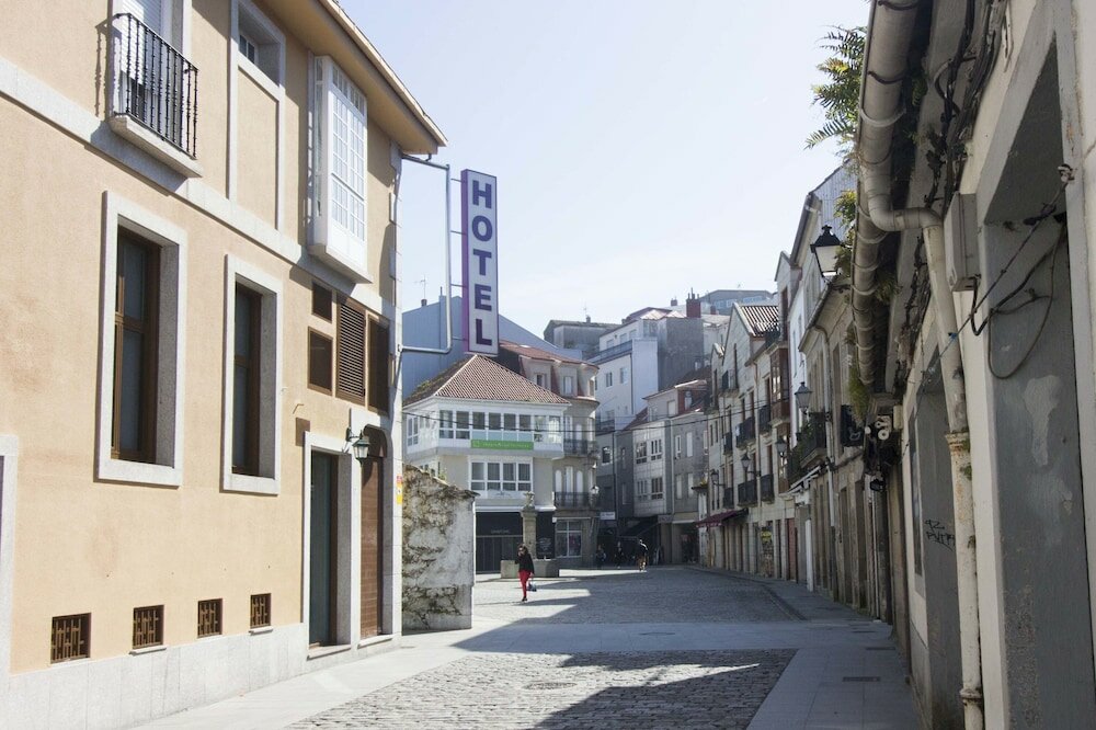 Фото Hotel Vilagarcia