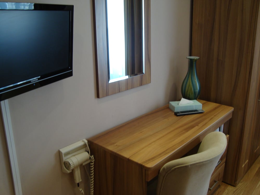 Фото Royal Eagle Hotel