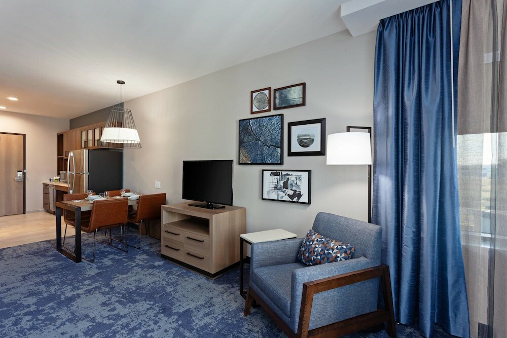 Фото TownePlace Suites by Marriott San Diego Central