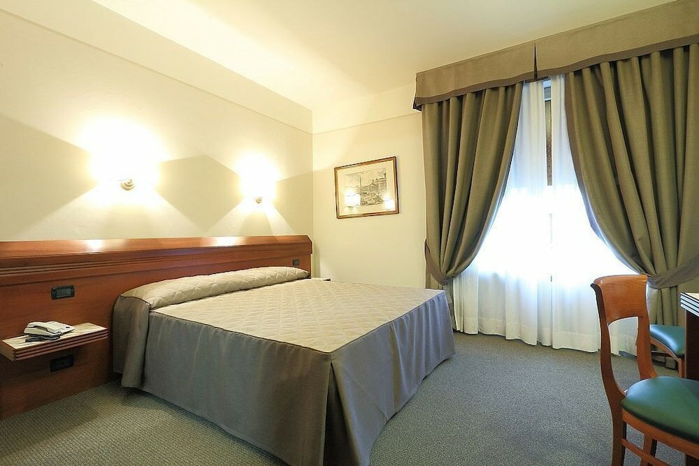 Фото Hotel Arcadia