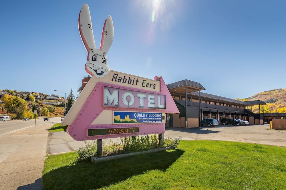 Фото Rabbit Ears Motel