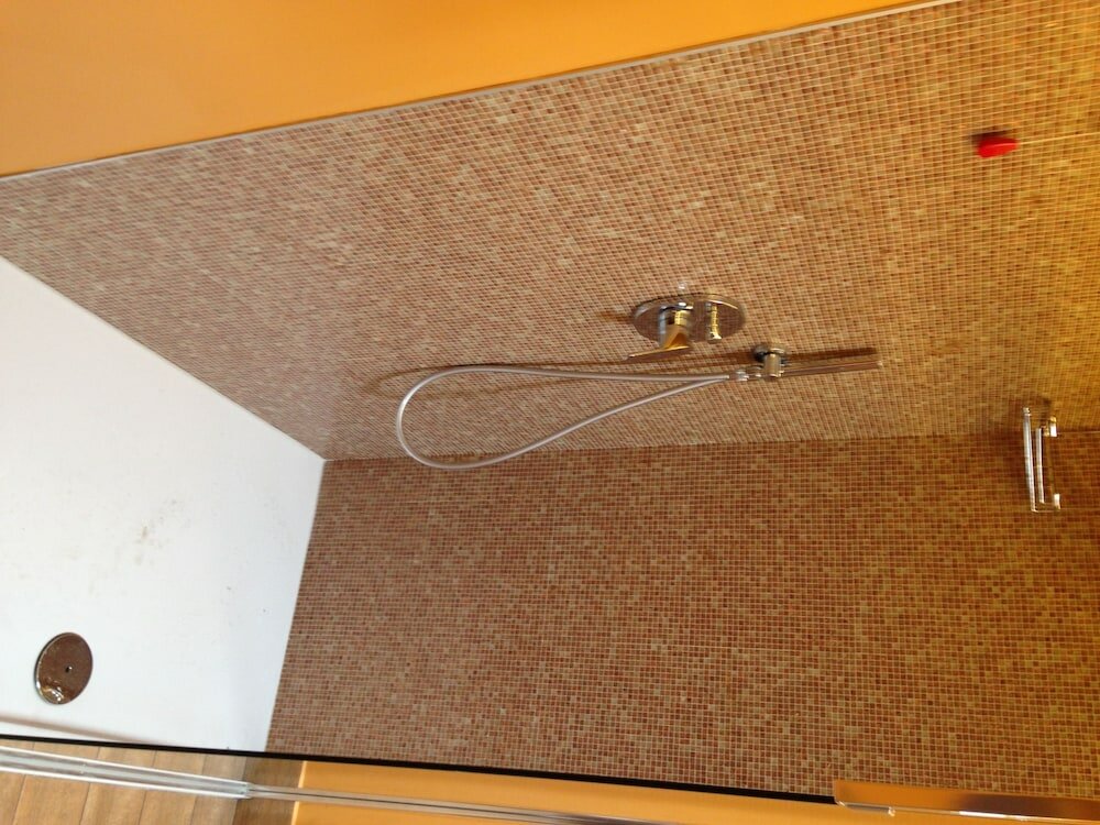 Фото Don Abbondio