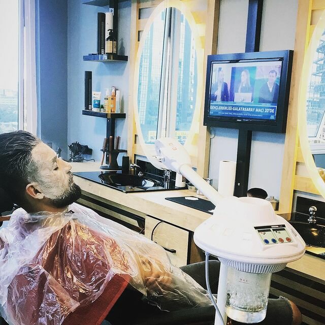 Shoes repair Mahmut Lostra, Istanbul, photo