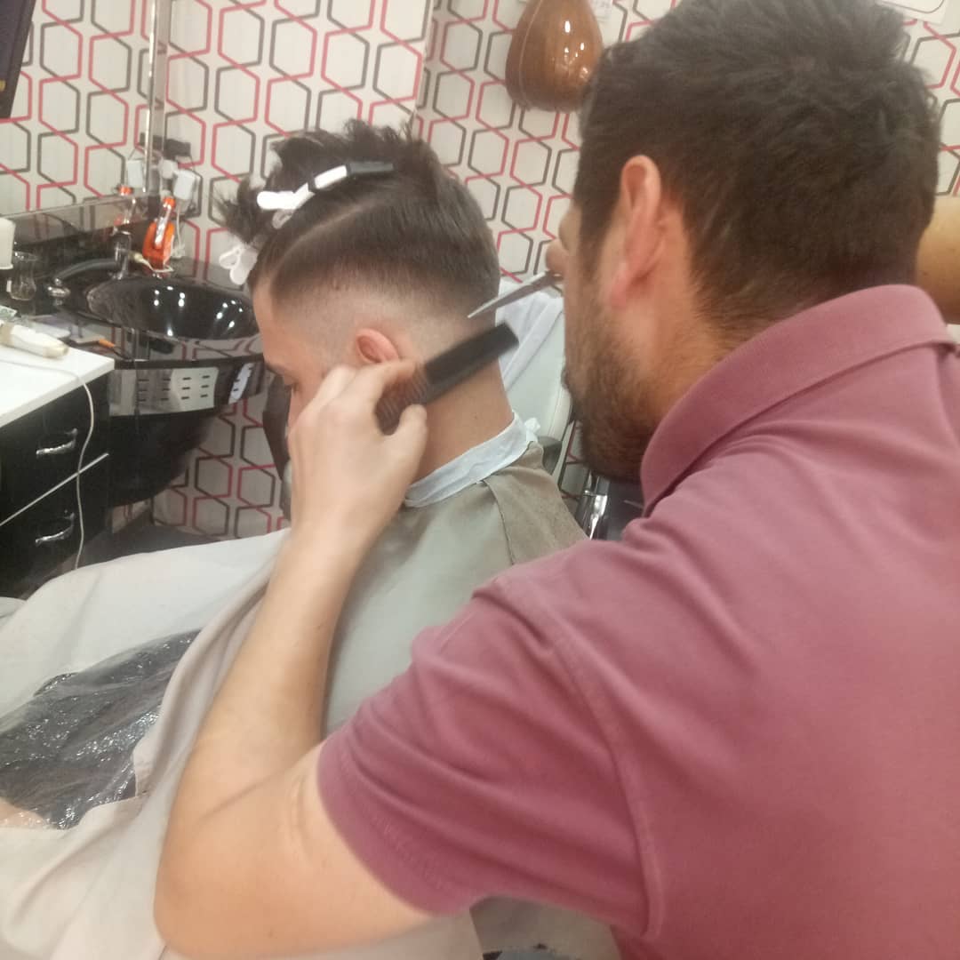 Reis Men's Hairdresser