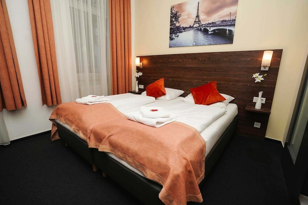 Фото Metro Hotel Frankfurt City by Trip Inn