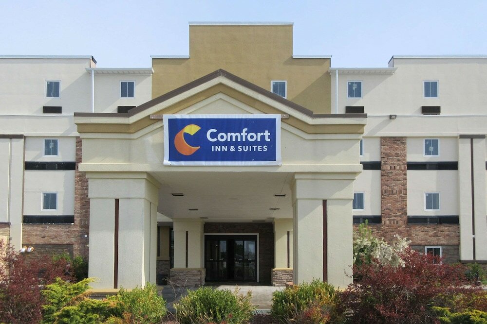 Фото Comfort Inn & Suites