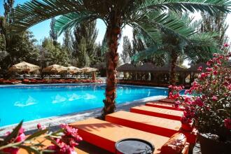 Фото Cross Resort