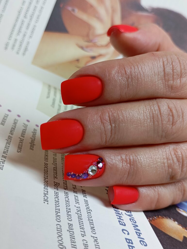 Servicios de especialistas privados Мастер маникюра Рощупкина М. С., , foto
