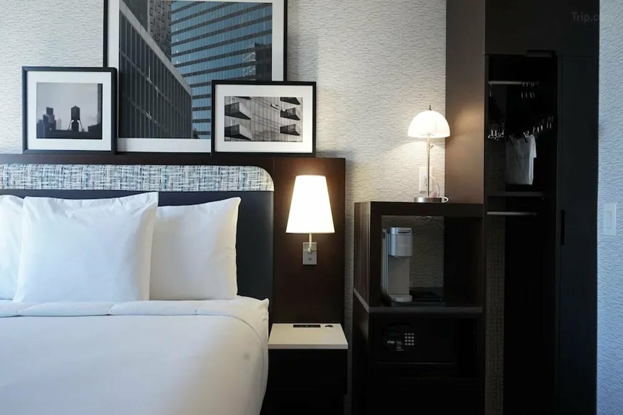 Фото DoubleTree by Hilton Long Island City New York