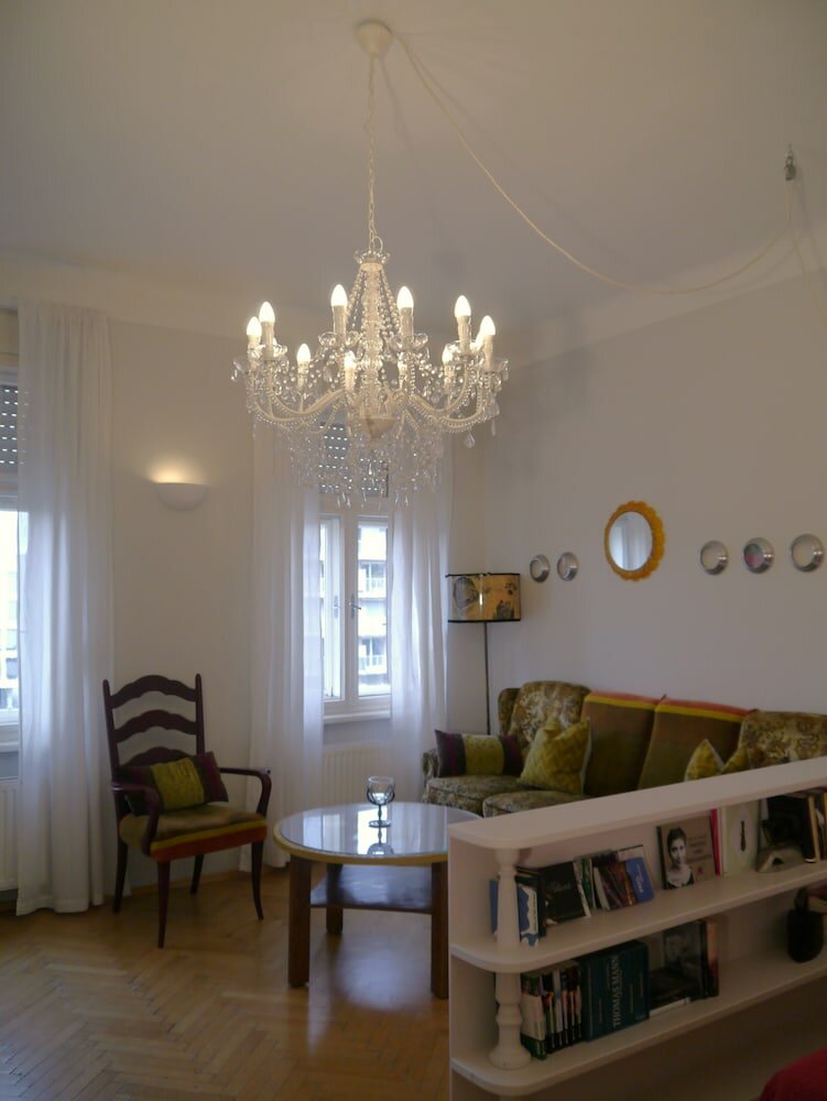 Фото Altstadthaus Cityappartements