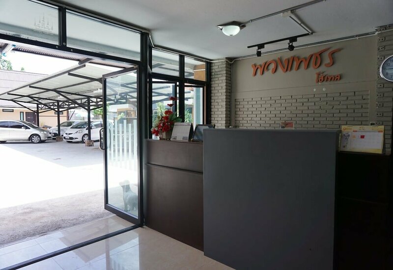 Гостиница Puangpech Hotel в Лампанге