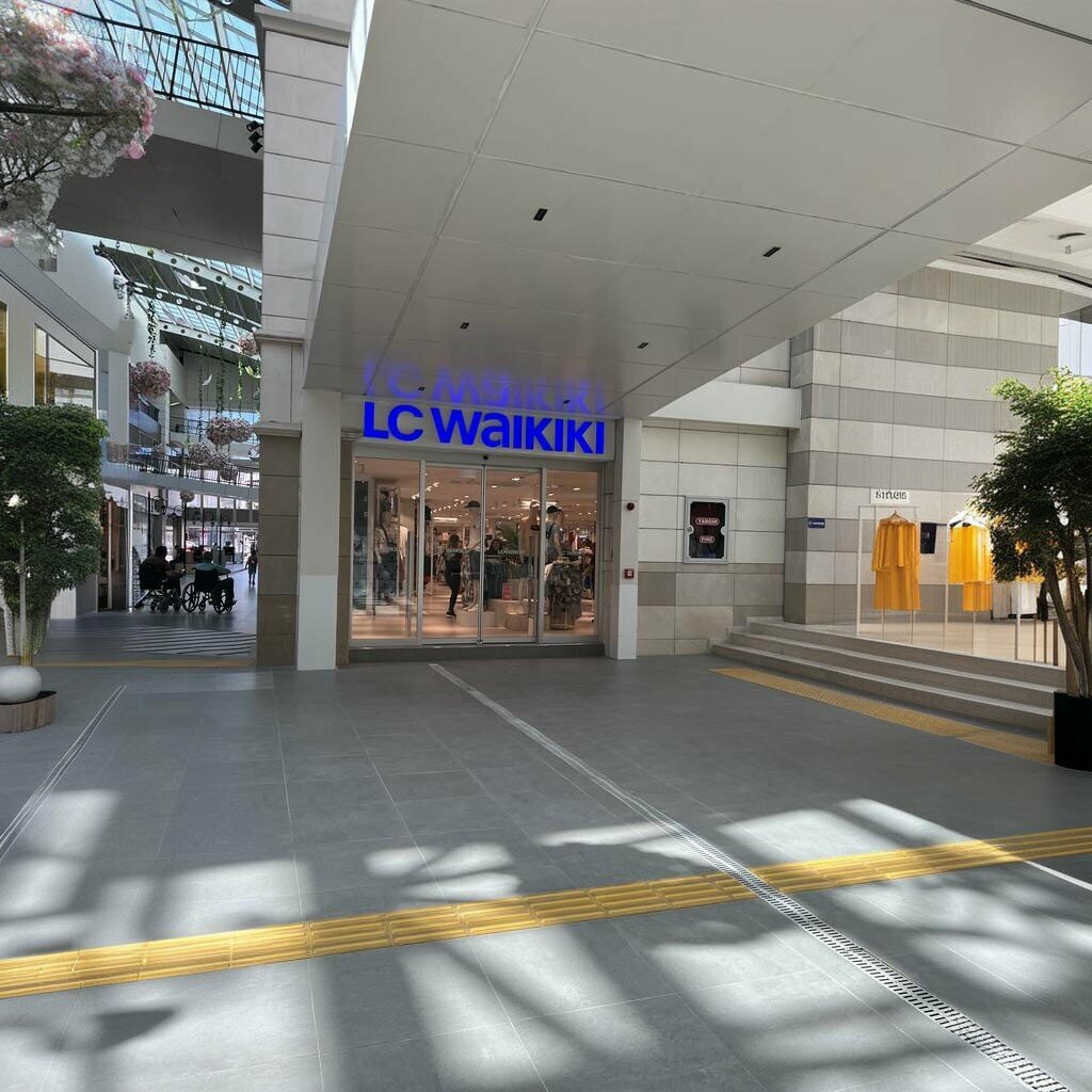 Clothing store LC Waikiki Türkiye, Isparta, photo