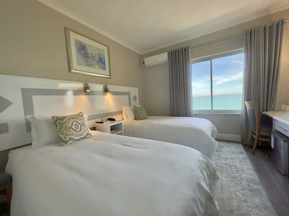 Фото Lüderitz Nest Hotel