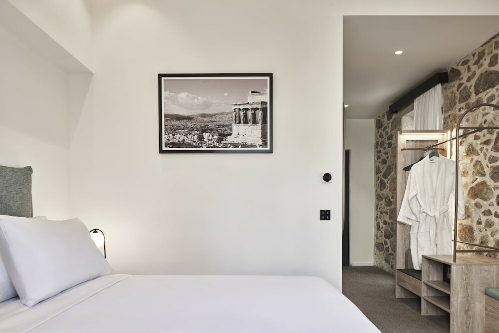 Фото Nlh Monastiraki - Neighborhood Lifestyle Hotels