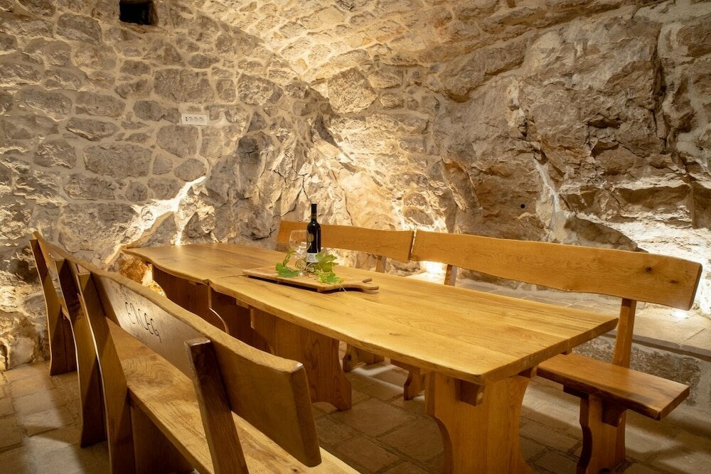 Фото Stipe - With Pool - H