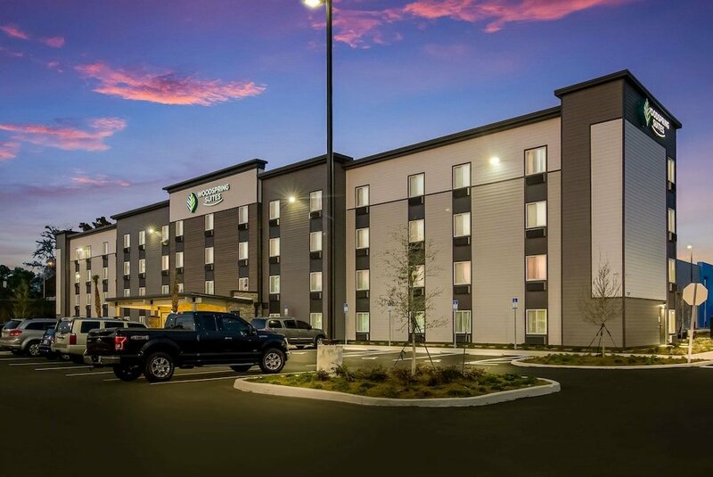 Гостиница Woodspring Suites Jacksonville Orange Park