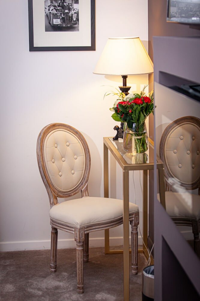 Фото Hôtel Churchill