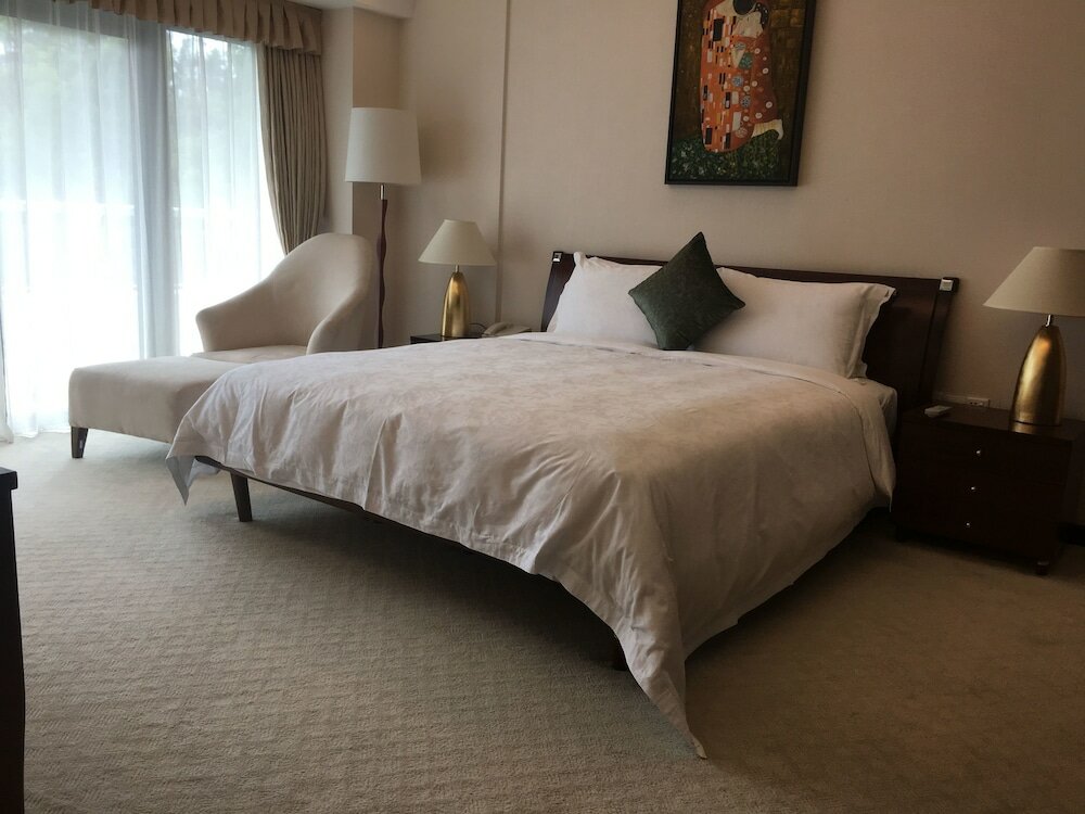 Фото Cm Plus Service Apartment Shenzhen Taige