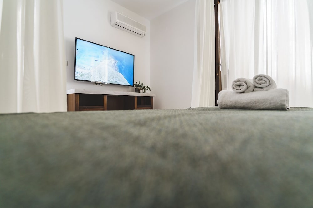 Фото Zeus Village Resort - Adults Only