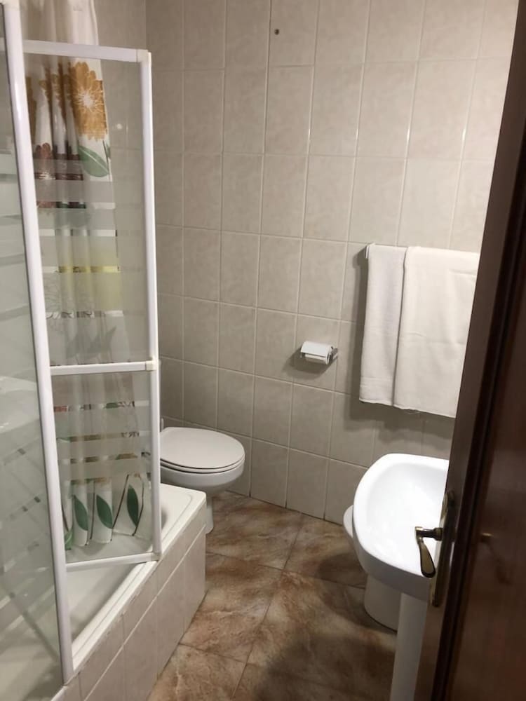 Фото Hostal Hermanos Sánchez