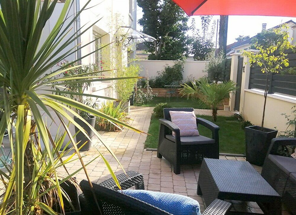 Фото Studios confort Villa Voltaire