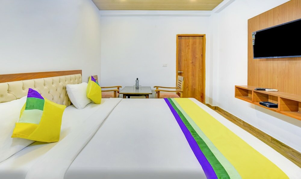 Фото Itsy by Treebo - Studioz @ Om River Resort