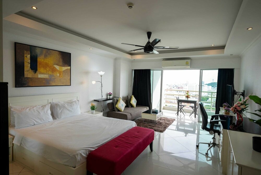 Фото Vtsix Condo Service at View Talay Condo