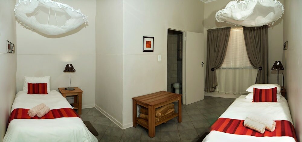 Фото Bahnhof Hotel Aus