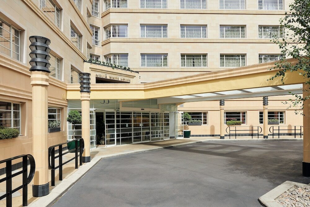 Фото The Level at Meliá White House