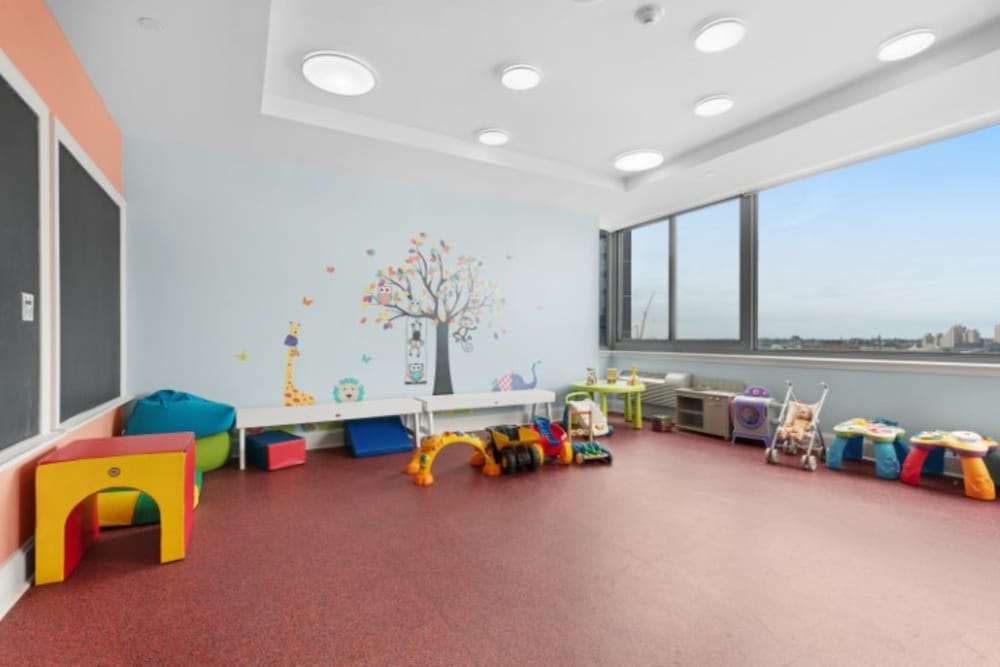 Фото Global Luxury Suites at Newport