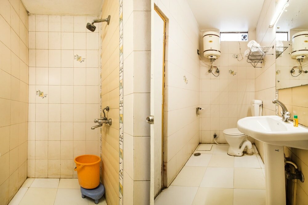Фото Fabhotel Sayeeda International