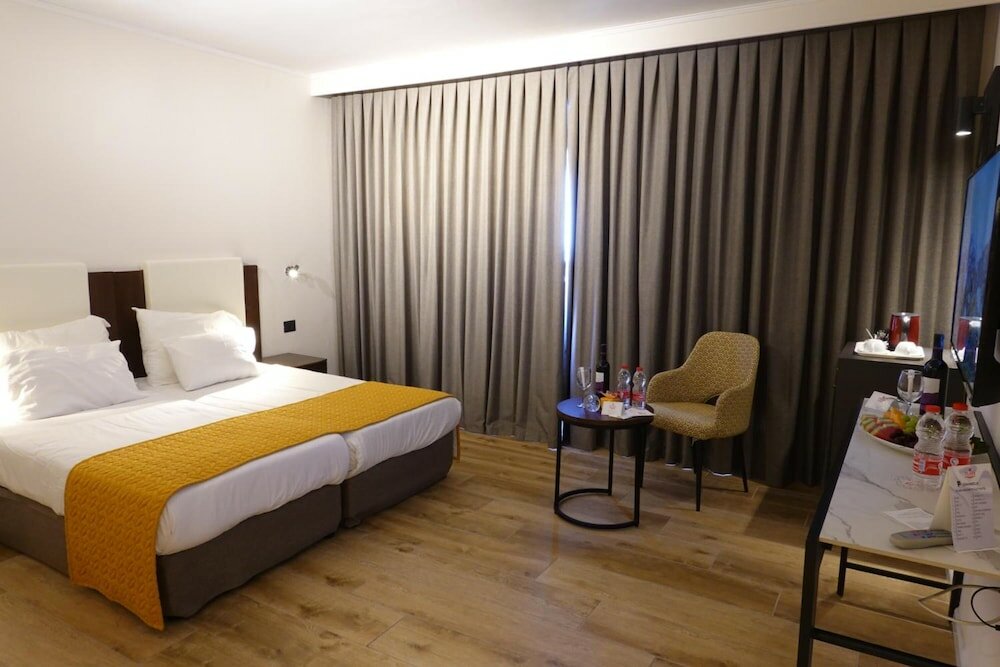 Фото Nazareth Plaza Hotel