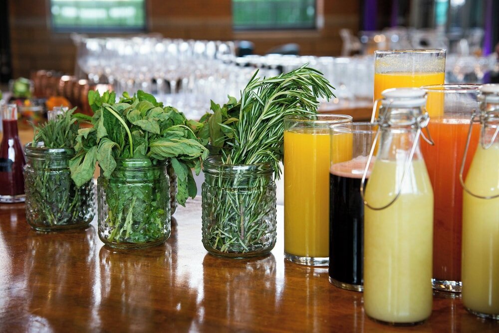 Фото Renaissance Minneapolis Hotel, The Depot