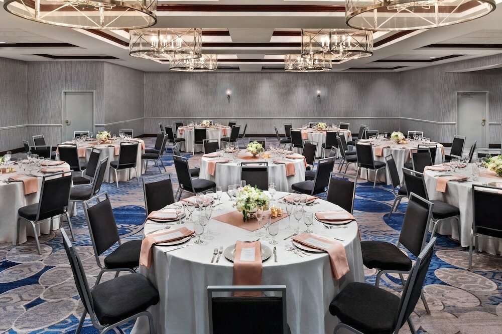 Фото Sheraton Madison Hotel