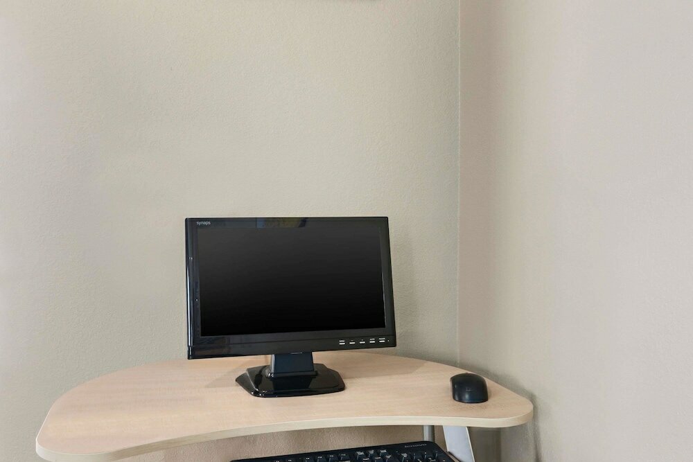 Фото Super 8 by Wyndham Pulaski