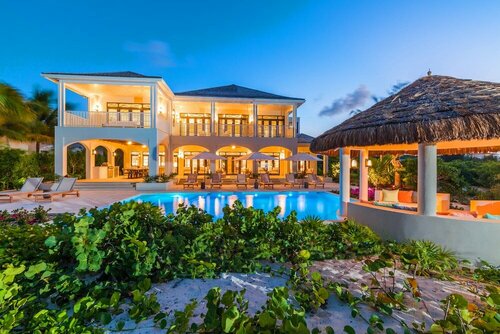 Гостиница Grace Bay Club на Тёрксе и Кайкосе