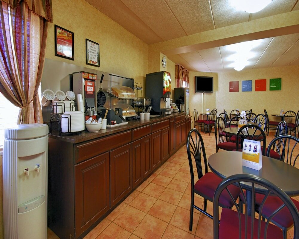 Фото Comfort Inn University Center