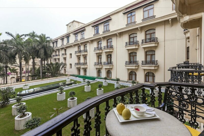 Гостиница The Oberoi Grand, Kolkata в Калькутте