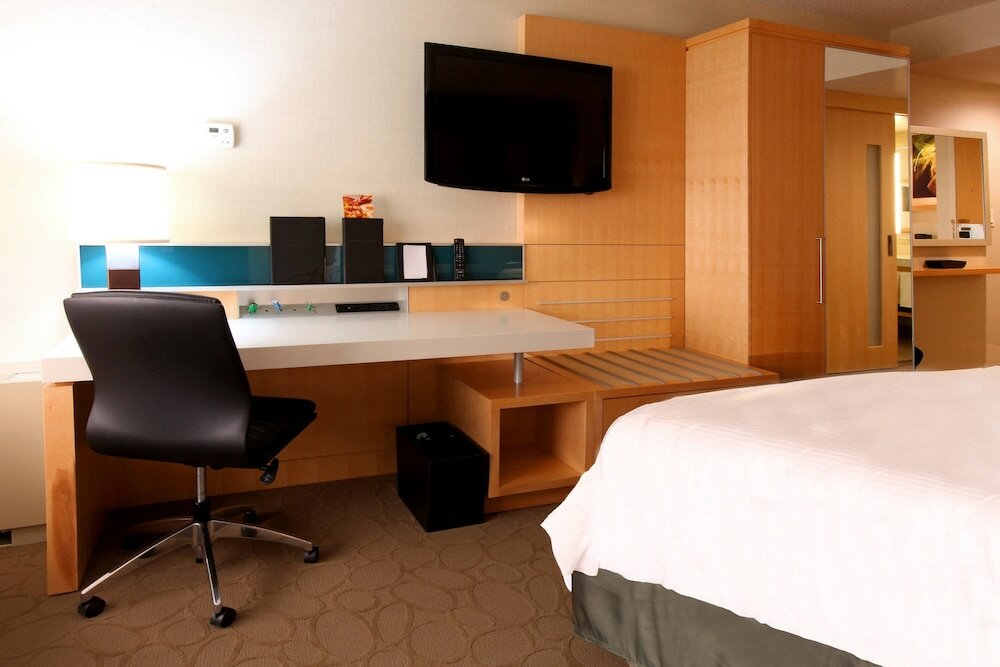 Фото Delta Hotels by Marriott Regina